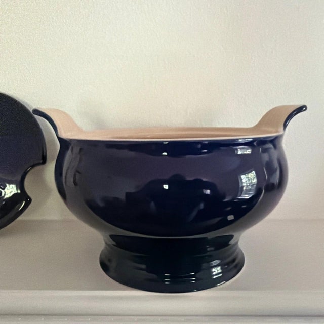 2000 - 2009 Le Creuset Tureen 3 Quart Cobalt Blue Stoneware Tureen - Discontinued Color For Sale - Image 5 of 6
