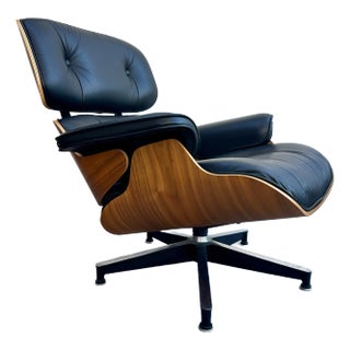 Authentic Herman Miller Charles Eames 670 Lounge Chair Black Leather Walnut For Sale