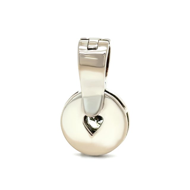 2020s 18ct White Gold Diamond Pendant 1.25ct 6.7g For Sale - Image 5 of 7