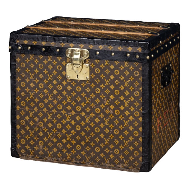 Vintage French Trunk in Monogram Canvas from Louis Vuitton, 1920 For Sale