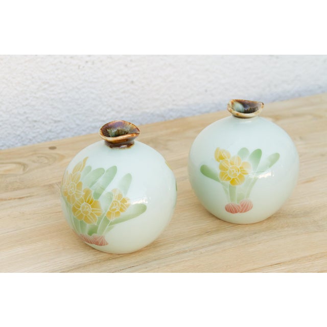 Pair of Hand-Painted Narcissus Floral Porcelain Vase For Sale - Image 4 of 6