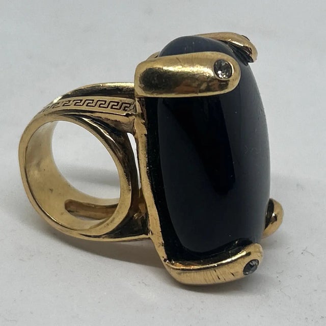 Black 1990s Gianni Versace Black Agate Oversized Cocktail Ring For Sale - Image 8 of 9
