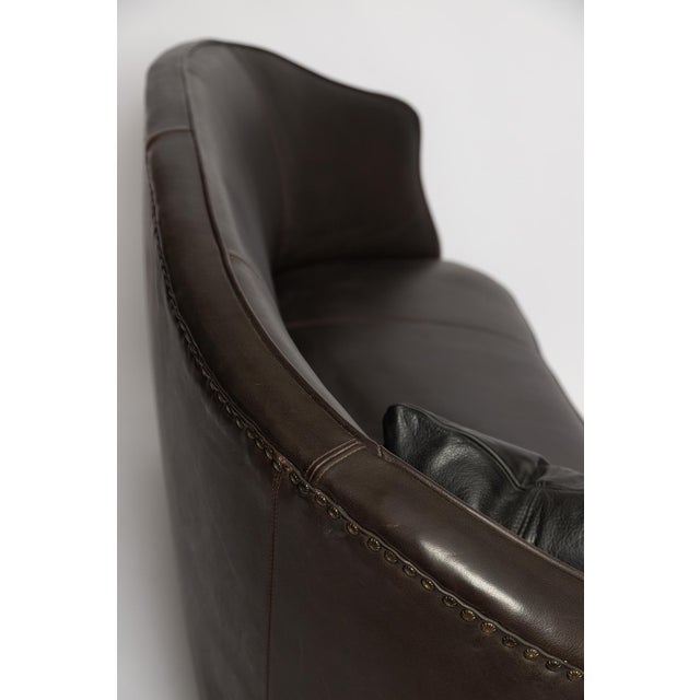 French Round Sofa in Black Water Buffalo Leather, 1890 For Sale - Image 14 of 18