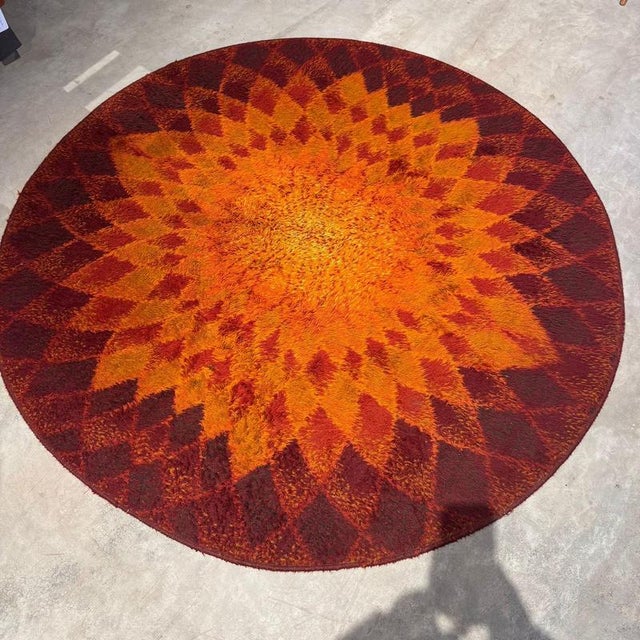 Vintage Round Wool Rug, 1970s For Sale - Image 3 of 8
