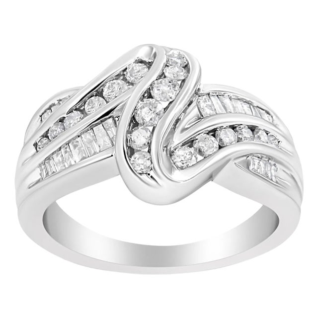 10K White Gold Ring 3/4 Cttw Round and Baguette-Cut Diamond Bypass Ring (H-I Color, I2-I3 Clarity) - EVS1010 For Sale