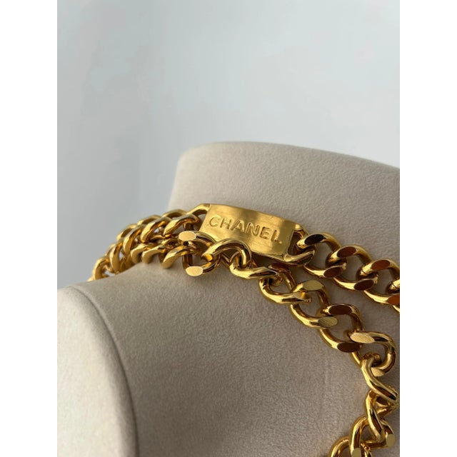 Chanel Chanel Gold Toned Necklace/belt Coin Pendant 1990 For Sale - Image 4 of 7