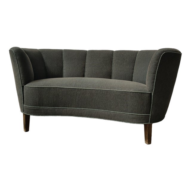 Mid-Century Banana Sofa from Dinamarca, 1970s For Sale