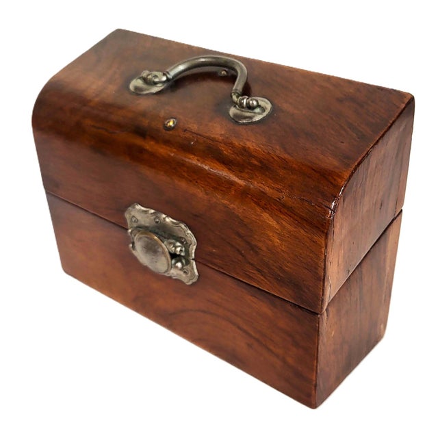 From a great Rye New York collection, we have a great pleasure to offer you this fine Antique English 19th Century...