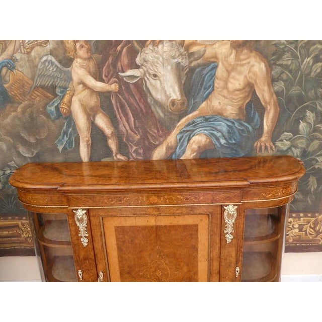 Antique Regency Walnut Credenza Bookcase from Gillows, 1820 For Sale - Image 4 of 18