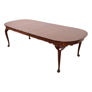 Henkel Harris Queen Anne Solid Mahogany Extension Dining Table, Newly Refinished For Sale