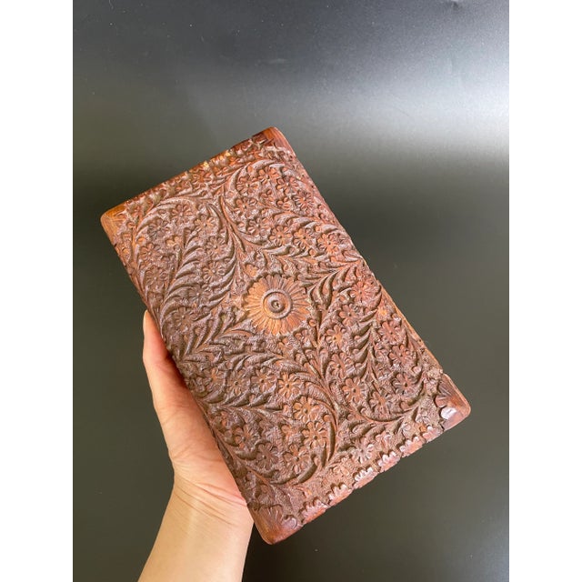 Antique Anglo-Indian Kashmir Walnut Wood Carving Floral Trinket - Jewelry Box For Sale - Image 12 of 13