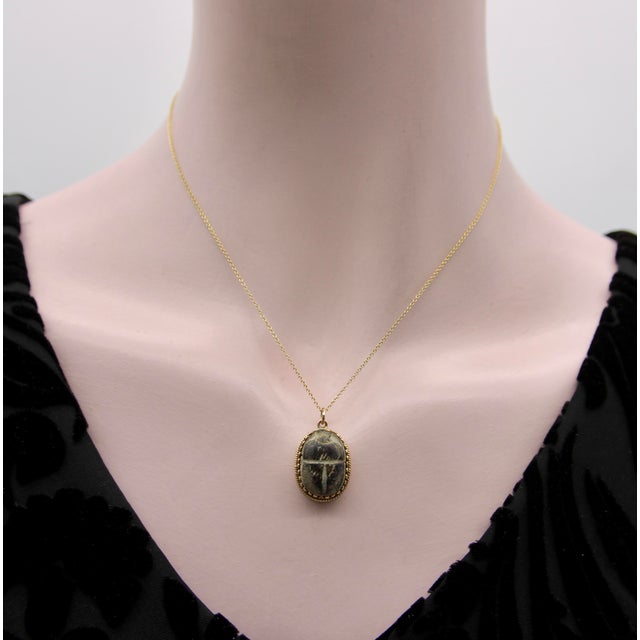 Brown 1920s 14k Gold Egyptian Revival Scarab Faience Pendant With Decorative Border For Sale - Image 8 of 9