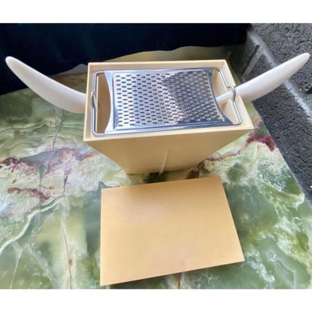 Rare Vintage 1990s Mr Meumeu Parmesan Cheese Grater Philippe Starck for Alessi For Sale In Fayetteville, AR - Image 6 of 12