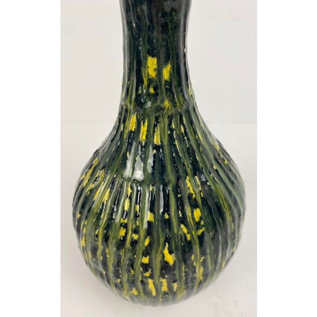 1960s Italian Mid-Century Handcrafted Green and Yellow Glass Vase For Sale In Miami - Image 6 of 8
