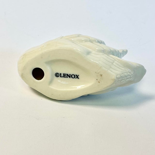 1970s Hollywood Regency Coastal Lenox Porcelain Swan Business Card Holder Desk Accessory. For Sale - Image 10 of 10