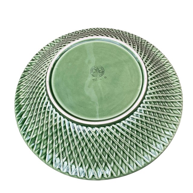 Late 20th Century Bordallo Pinheiro Bunny Rabbit Serving Bowl Majolica Portugal Late 20th Century For Sale - Image 5 of 7