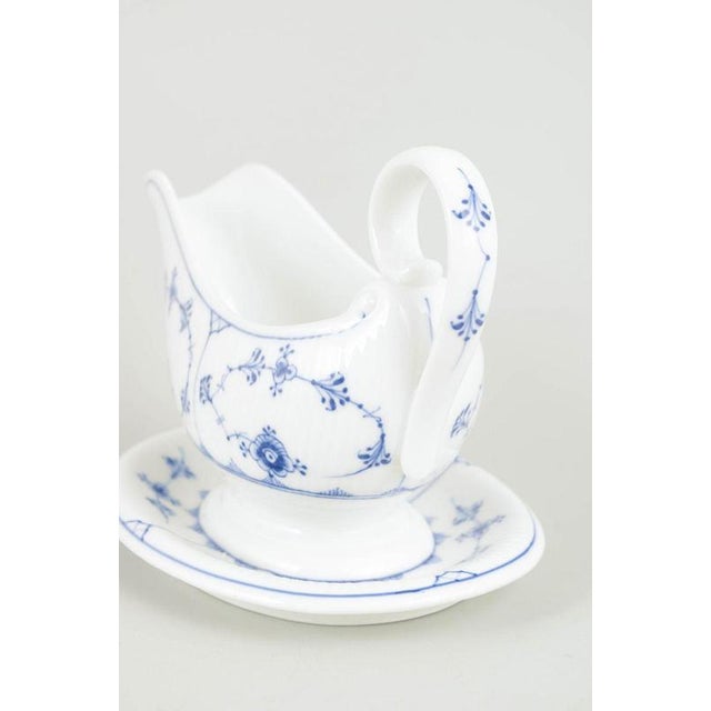 20th Century Blue Fluted Plain Porcelain Sauce Boat from Royal Copenhagen For Sale - Image 3 of 5