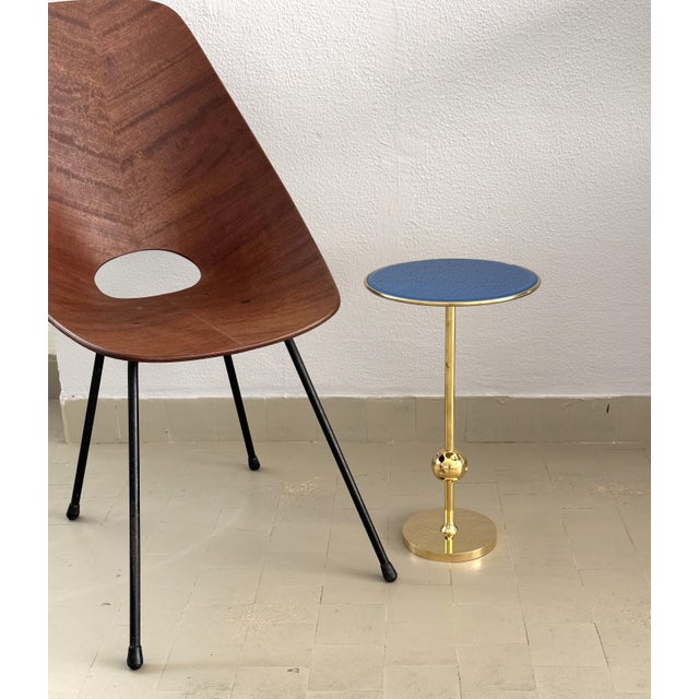 Italian Side Table in Brass and Blue Glass by Osvaldo Borsani for Atelier Borsani Varedo, 1950s For Sale - Image 6 of 17