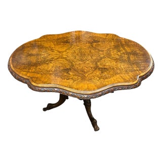 Antique Irish Walnut Centre Table, 1860s For Sale
