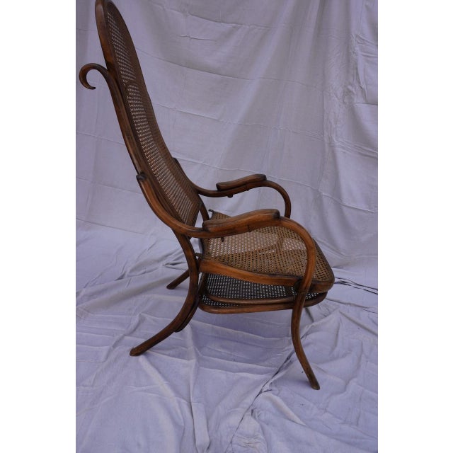 Attributed Thonet Folding Chair With Footstool – Austria, 1880s For Sale - Image 10 of 10