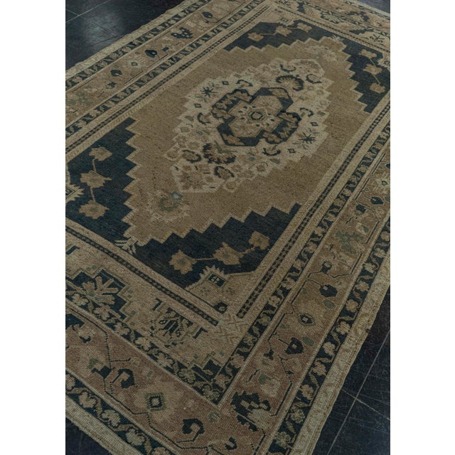 Taupe Turkish Vintage Rug 4'11" x 8'4" #20707 For Sale - Image 8 of 8