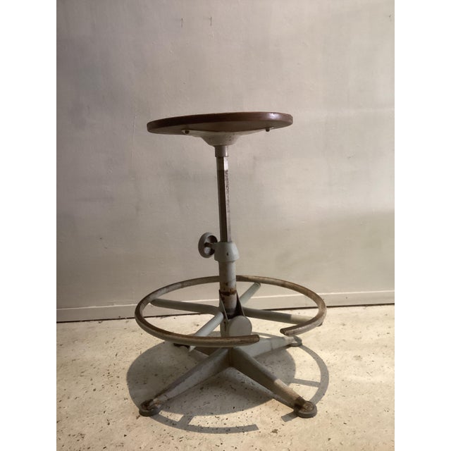 1960s Dutch Architect's Working Stool by Friso Kramer for Ahrend De Cirkel, 1960 For Sale - Image 5 of 7