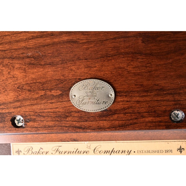 Baker Furniture Stately Homes Georgian Banded Mahogany Double Pedestal Extension Dining Table, Newly Refinished For Sale - Image 12 of 14