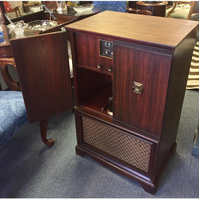 Mid Century Truetone Radio & Record Player Circa 1940's Chairish