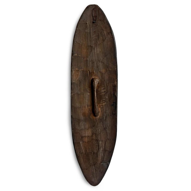 Vintage Black & White Zulu Elongated Shield For Sale - Image 4 of 4