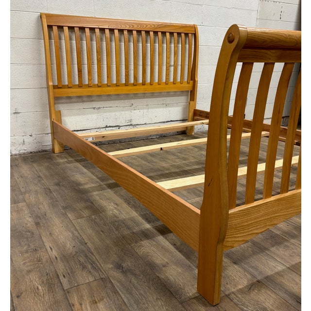 Vintage Vaughan Furniture Co Queen Size Mission Arts and Crafts Style Sleigh Bed For Sale In Kansas City - Image 6 of 11