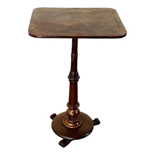19th Century English Oak Tilt-Top Wine Table For Sale