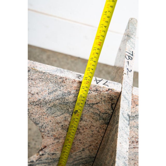 1960s Mid Century Modern Side Table End Peach Grey Round Marble 4 Point Base Stone MCM For Sale - Image 11 of 12