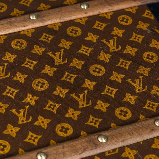 Antique 20th Century Hat Trunk in Monogram Canvas from Louis Vuitton, Paris, 1900s For Sale - Image 10 of 18