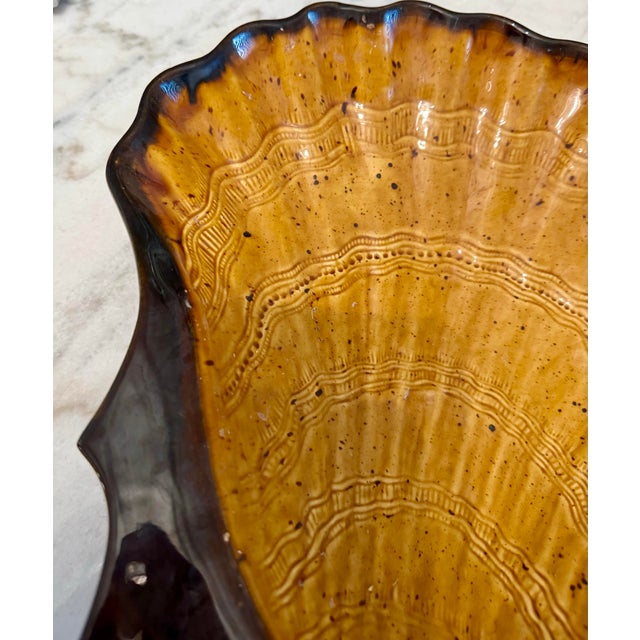 Vintage Majolica Coastal Scallop Shell Centerpiece Bowl With Figural Fish Feet For Sale - Image 4 of 10