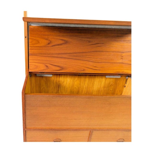 Wood Mid-Century Modern Chicken Wall Unit by Cadovius, 1960 For Sale - Image 7 of 9