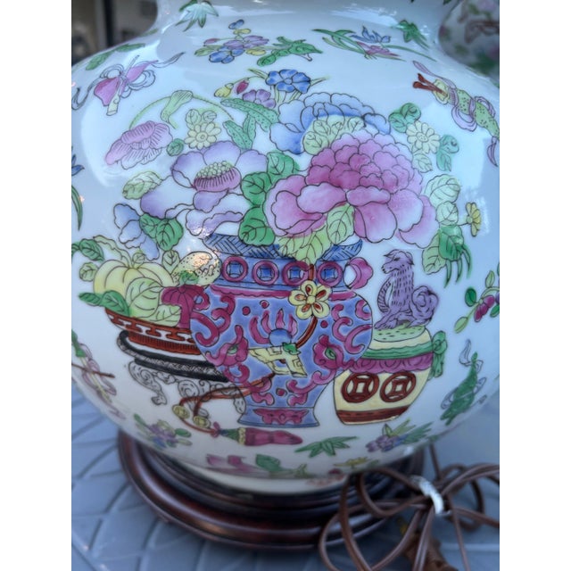 Pair of Vintage Chinese Famille Rose Double Gourd Porcelain Table Lamps For Sale In Louisville - Image 6 of 12