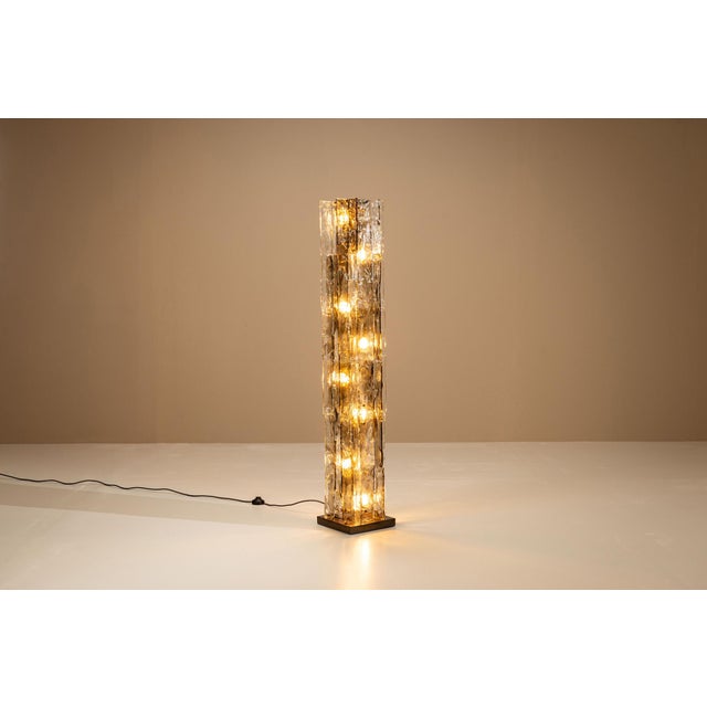 Mid-Century Modern LT 379 Floor Lamp in Crystal and Tobacco by Carlo Nason for Mazzega, Italy, 1970s For Sale - Image 3 of 17