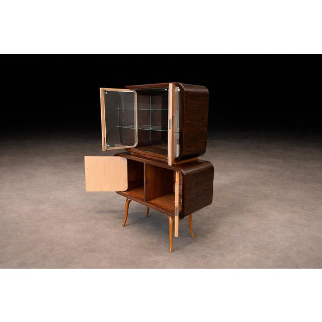 1960s Mid-Century Bar Cabinet in Brazilian Rosewood With Mirrored & Glass Interior, Brazil, 1960s For Sale - Image 5 of 15