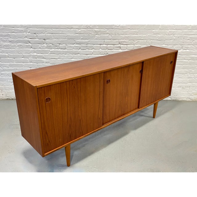Long Mid Century Modern Teak Credenza | Danish Sliding Door Sideboard, C. 1960's For Sale In New York - Image 6 of 15