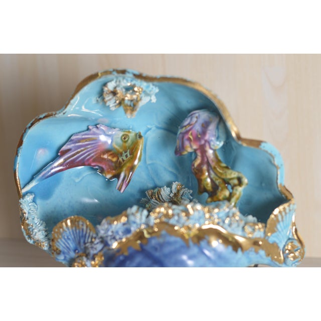 This ceramic table lamp from Vallauris embodies the kitsch aesthetic of 1960s France. The piece is distinguished by its...