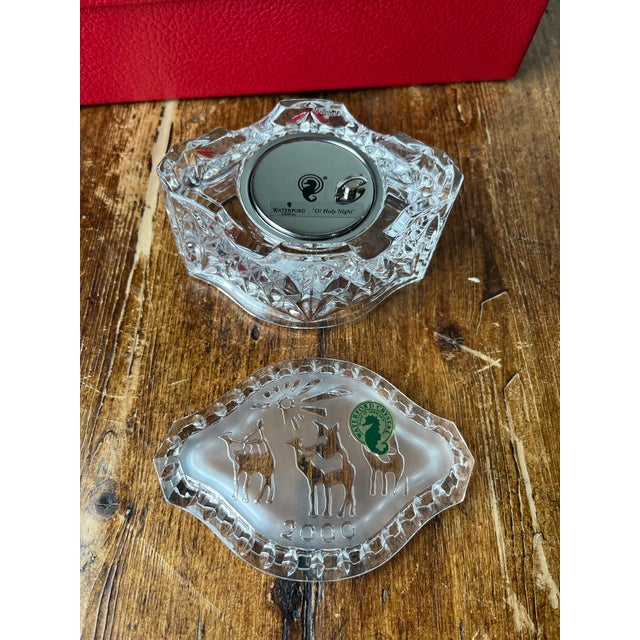 Contemporary Waterford Crystal Songs of Christmas Collection Year 2000, O’ Holy Night Song, Musical Trinket or Jewelry Box For Sale - Image 3 of 5