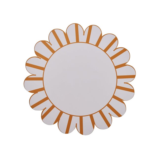 Extra-bold style meets extra-bold function with our brand-new hardwood placemats. These heat-resistant placemats wipe...