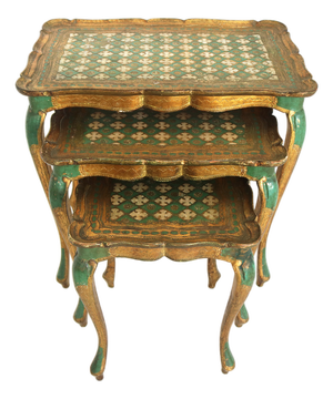 Vintage Italian Florentine Nesting Tables in Gilded Wood, 1960s, Set of 3
