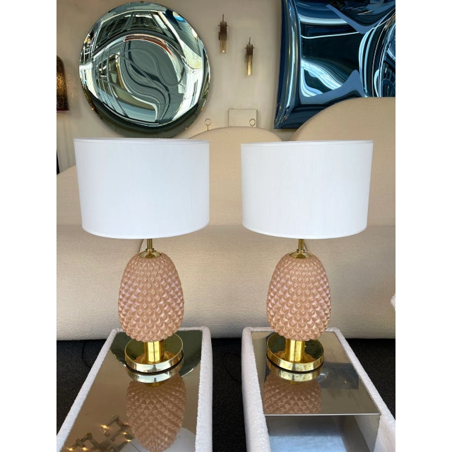 Pair of table or bedside lamps pink pineapple palm tree Murano glass and brass. In the mood of Maison Jansen, Charles,...