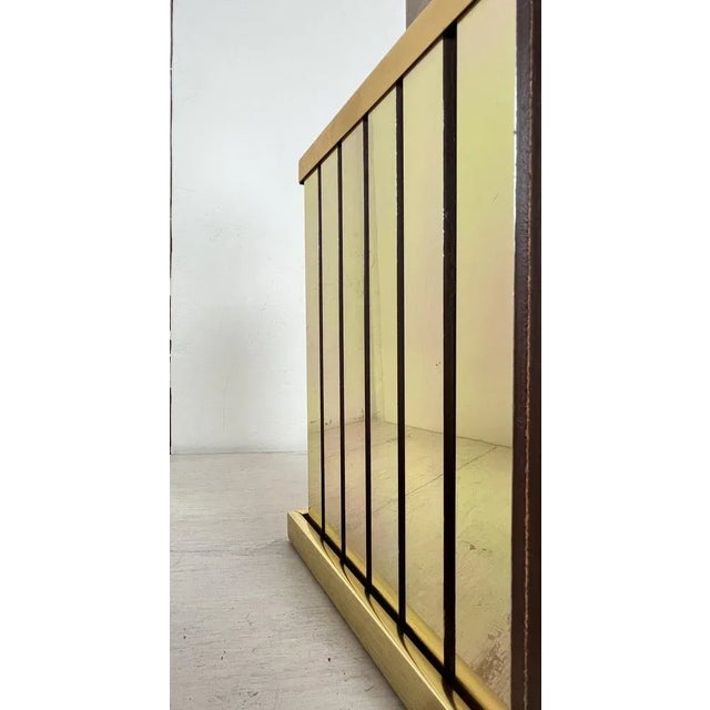 Mid-Century Cube Shaped Brass Table Lamp, 1970s For Sale - Image 9 of 11