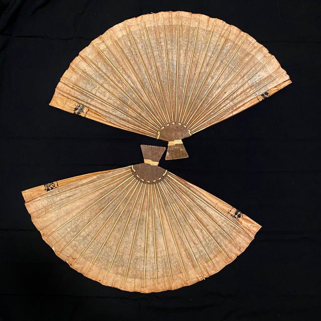 Large Pair Vintage Chinese Dragon Wall Fans 37"l X 23"h - Set of 2 Hand Painted Bamboo Fan | Oriental Decor For Sale - Image 13 of 17