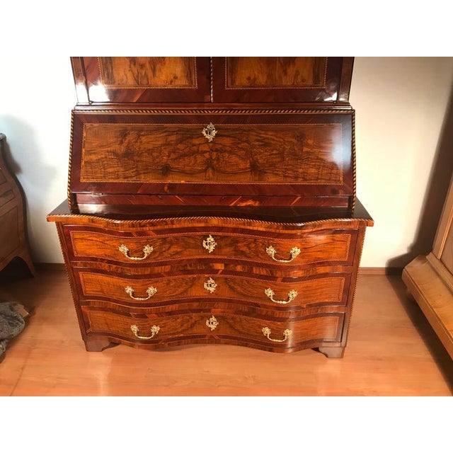 18th Century Baroque Walnut Bureau Cabinet with Figured Veneers For Sale - Image 9 of 11