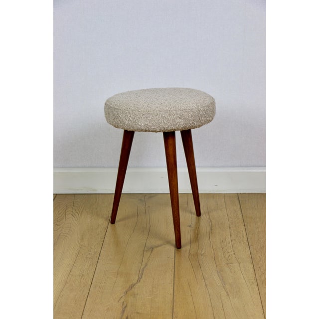 Mid-Century Modern Vintage Beige Boucle Stool from Homa, 1970s For Sale - Image 3 of 7