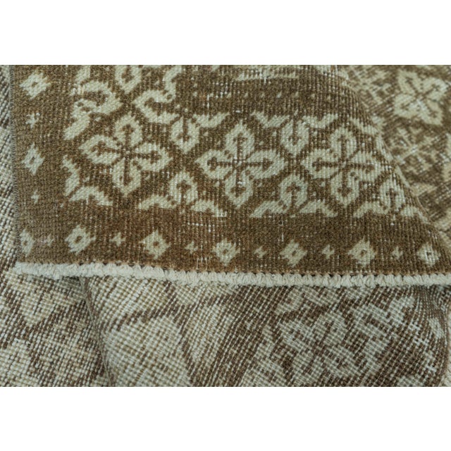Turkish Vintage Rug 4' x 6'4" #20780 For Sale In Houston - Image 6 of 8