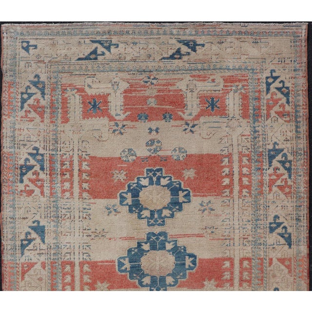 Tribal Tribal Medallion Design Vintage Turkish Oushak in Cream, Blue, and Terracotta 4'5 X 6'7 For Sale - Image 3 of 11